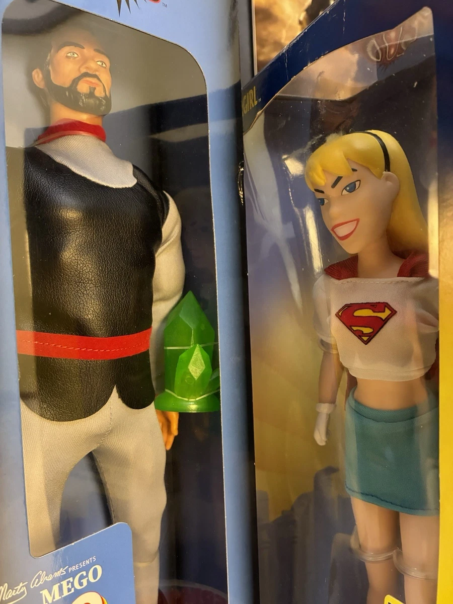 Preços baixos em Supergirl Superman Comic Book Heroes Figuras de