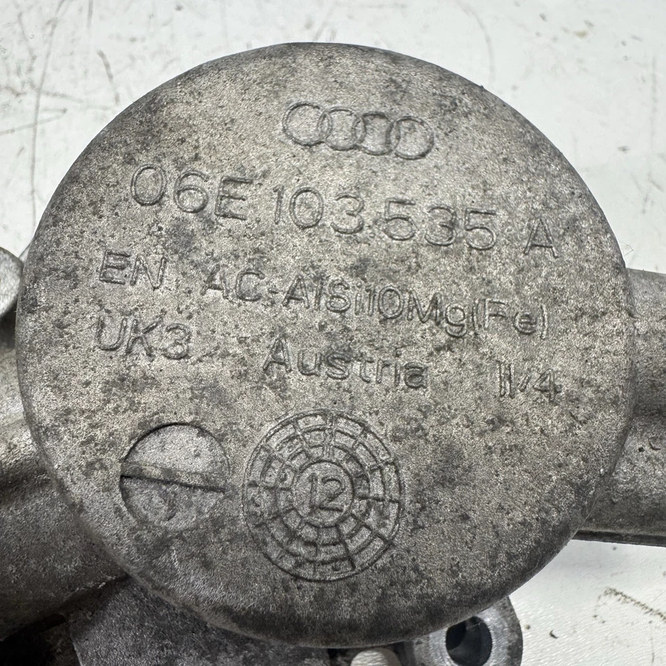 OEM 2012-2015 AUDI A6 QUATTRO C7 MOTOR DE GASOLINA 3,0 L CARCASA BOMBA DE COMBUSTIBLE DE ALTA PRESIÓN Foto 4 de 4