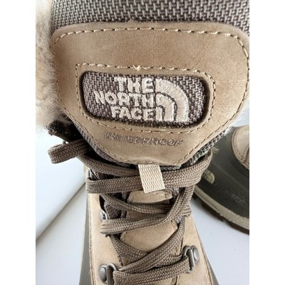 The North Face Women's Chilkat 400 Waterproof Insulated Winter Snow Boots