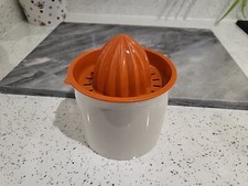Tupperware Lemon Squeezer Orange Beige Juicer Retro Kitchenware