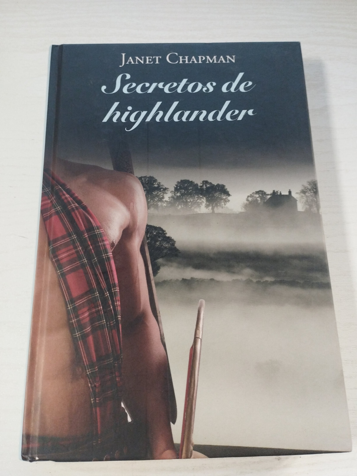 Highlander Secrets Janet Chapman Romantic RBA 2012 - BOOK Spanish Am
