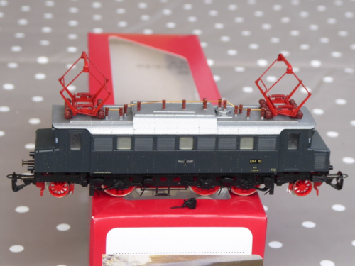Locomotive rouge TT E 04 10 série spéciale époque DRG 2 très bien conservée - Photo 1/10