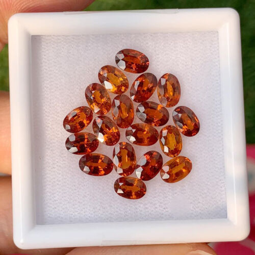 6x4mm Oval 1 Piece Unheated Natural Orange Spessartite Garnet Gemstone [IF-VVS] - Picture 1 of 5