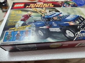 LEGO 6867 - MARVEL SUPER HEROES - LOKI'S COSMIC CUBE ESCAPE