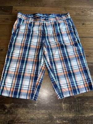 Jungen Short C&A Gr. 176 kariert 65% Polyester 35% Baumwolle