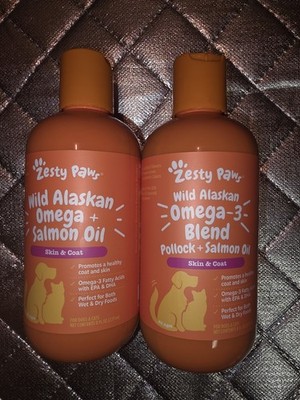 Zesty Paws Skin & Coat Support Wild Alaskan Salmon Oil Formula for Cats and Dogs