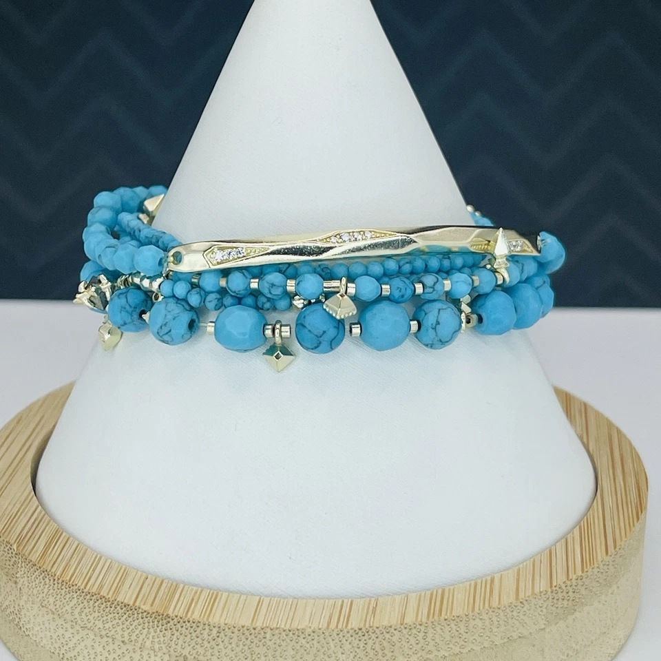 Juego de brazaletes Kendra Scott Supak tono dorado turquesa múltiples hebras con cuentas dijes Foto 3 de 4