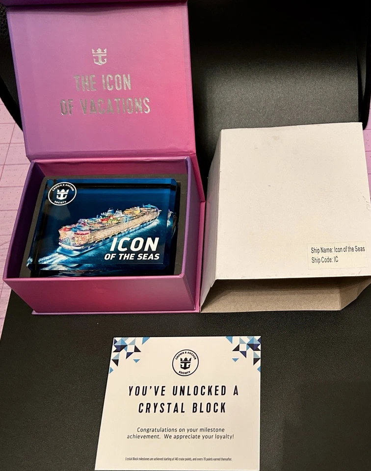 ROYAL CARIBBEAN ICON of the SEAS Crystal Block - INAUGURAL SEASON - NEW IN BOX - Image 2 of 4