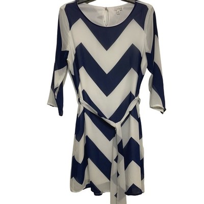 Charming Charlie Women's Dress Size Medium Blue/ White Chevron knee length