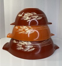 Vintage Pyrex Casserole Dish Lot - Autumn Harvest Wheat & Butterfly Gold — listing 2