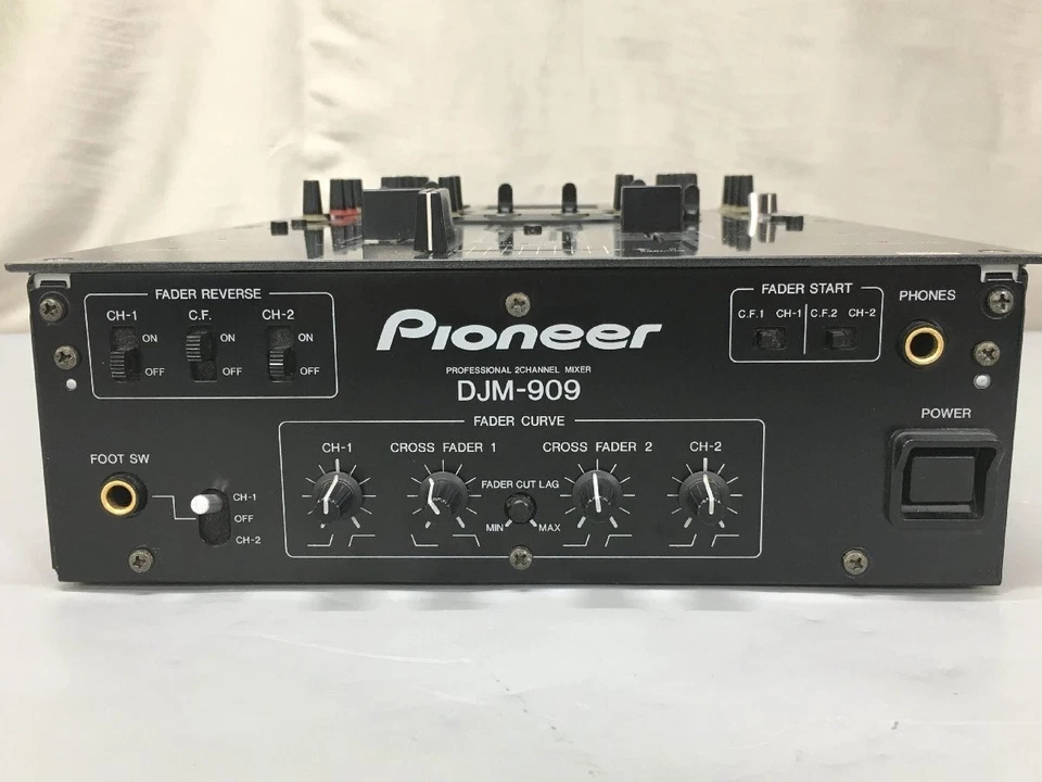 Pioneer DJM‑909 2‑Channel DJ Mixer - Image 4 of 4