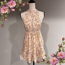 Sunday Mi Amor Floral open back Dress