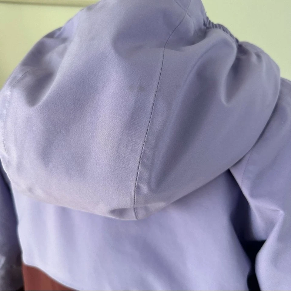 Chaqueta Marmot Dos Tonos en Lavanda y Borgoña Talla M Foto 4 de 4