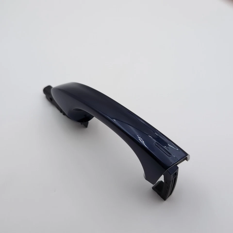 Manija de puerta exterior izquierda Audi Q3 2020 2021 2022 2023 2024 OEM 5G0837205R Foto 3 de 4