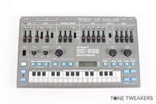 Roland MC-202 MicroComposer RICONDIZIONATO analogico VINTAGE SYNTH DEALER tb303 sh101 