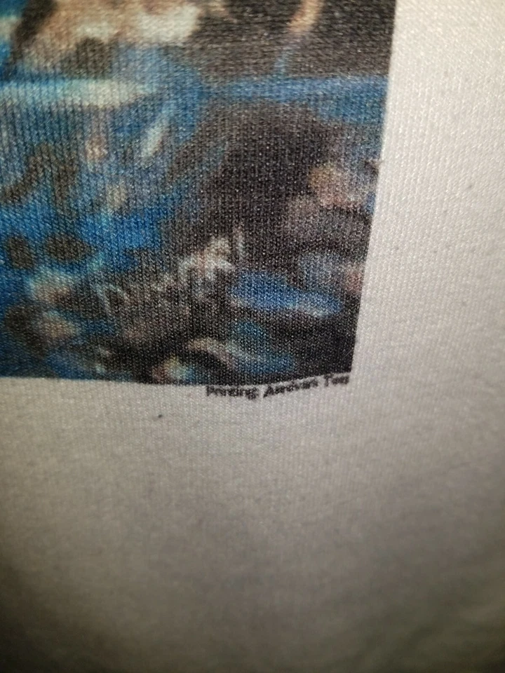 Camiseta De Colección Godzilla Pesca para Mandíbulas con Mujer Talla Med  Foto 4 de 4