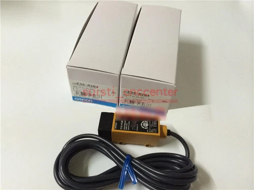 1PCS Photoelectric Switch E3S-R2B4 Omron New