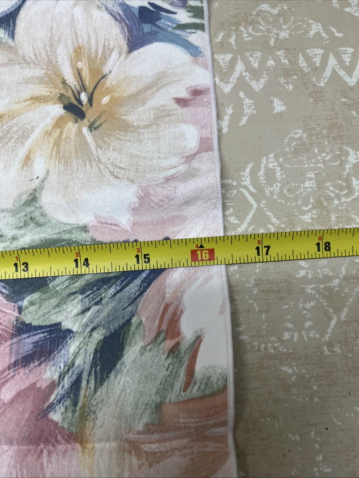 Vintage Handmade Floral Rectangular Cloth Napkins Set of 8 Retro Dining - Image 4 of 4