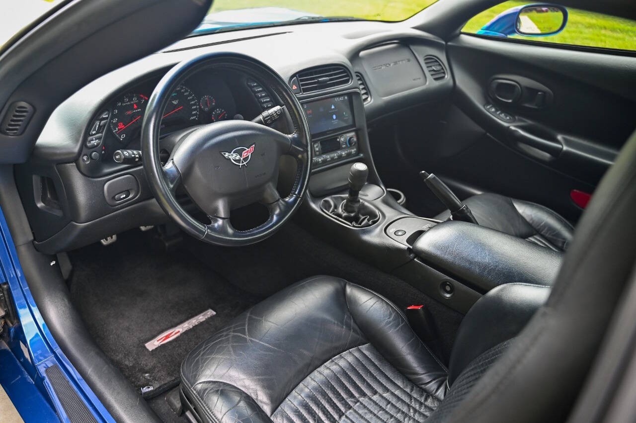 2003 Electron Blue Metallic Chevrolet Corvette   | C5 Corvette Photo 3