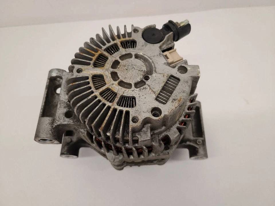 Alternador Ford Fusion 2006-2009 6E5T10300BD 150 amperios 06-09 Foto 2 de 4