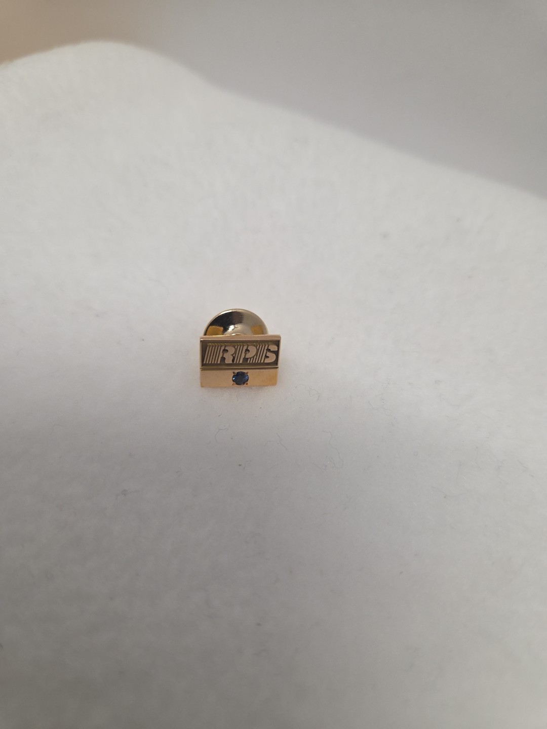 Vintage 10k RPS 10 Year Tie Pin with Saphire