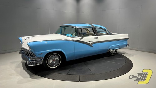 1956 Ford Crown Victoria 