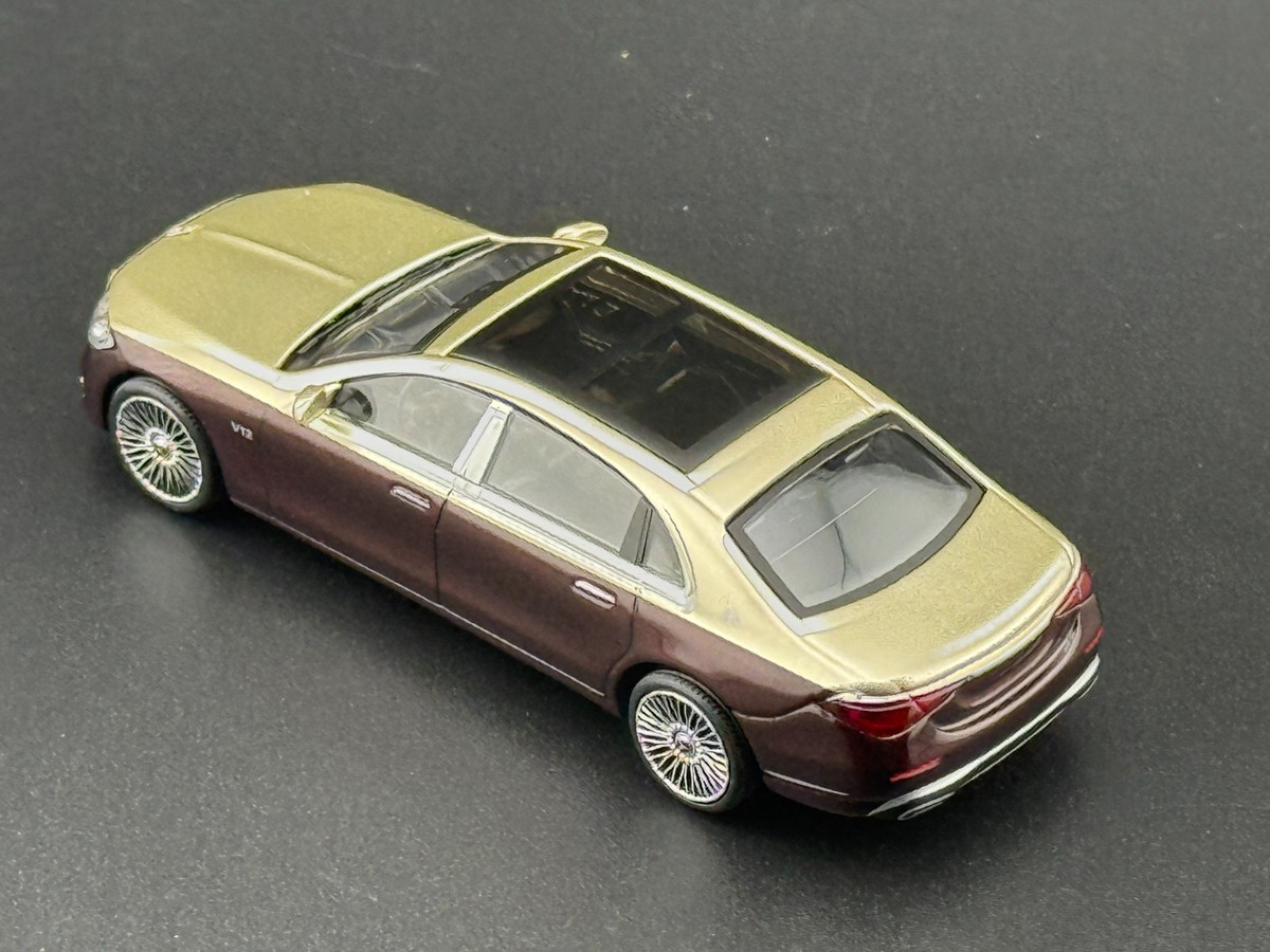 Mini GT Mercedes-Maybach S680 Gold Dark Red Metallic #962 1