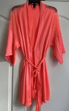 VICTORIAS SECRET SATIN SHORT ROBE SIZE M/L NWOT
