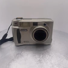 MEDION MD9721 Digital Camera 4.1MP 8–24mm Zoom w/ Case – Tested & Working