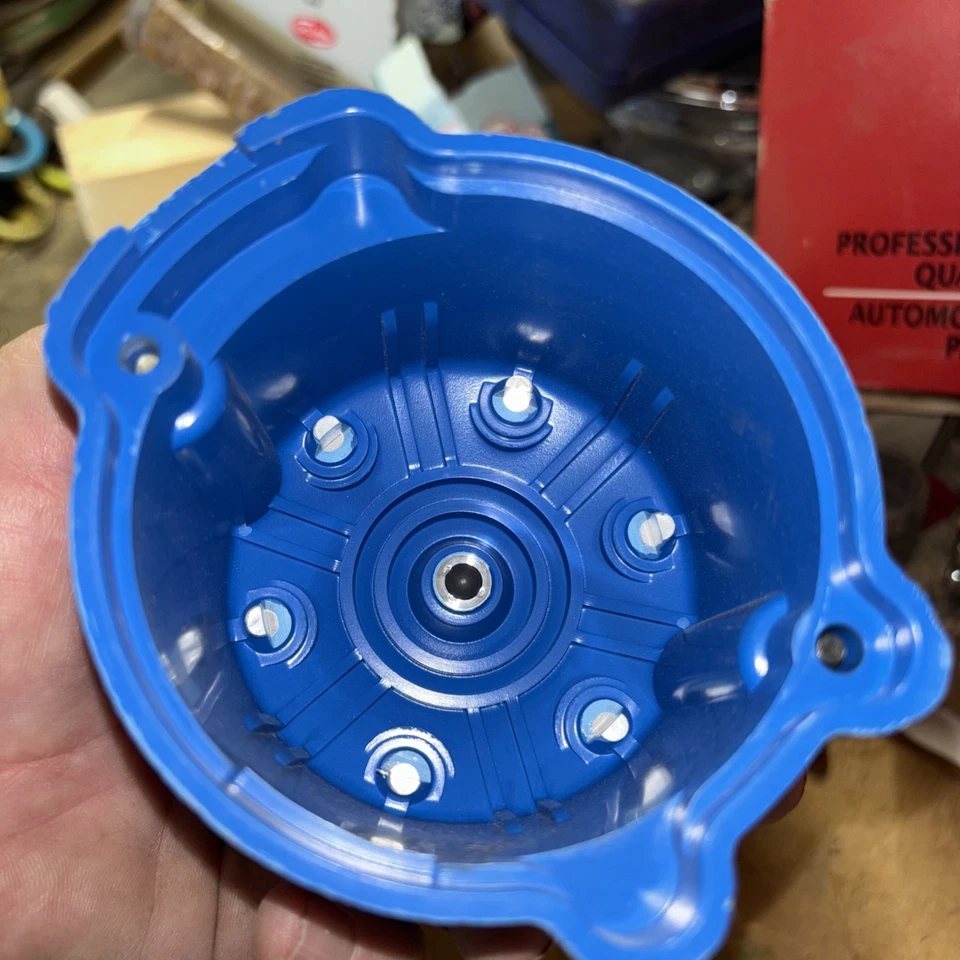 Стандартная крышка распределителя Ds-148 Maverick 74-76 Ford Gran Torino Mercury Comet - Изображение 2 из 4