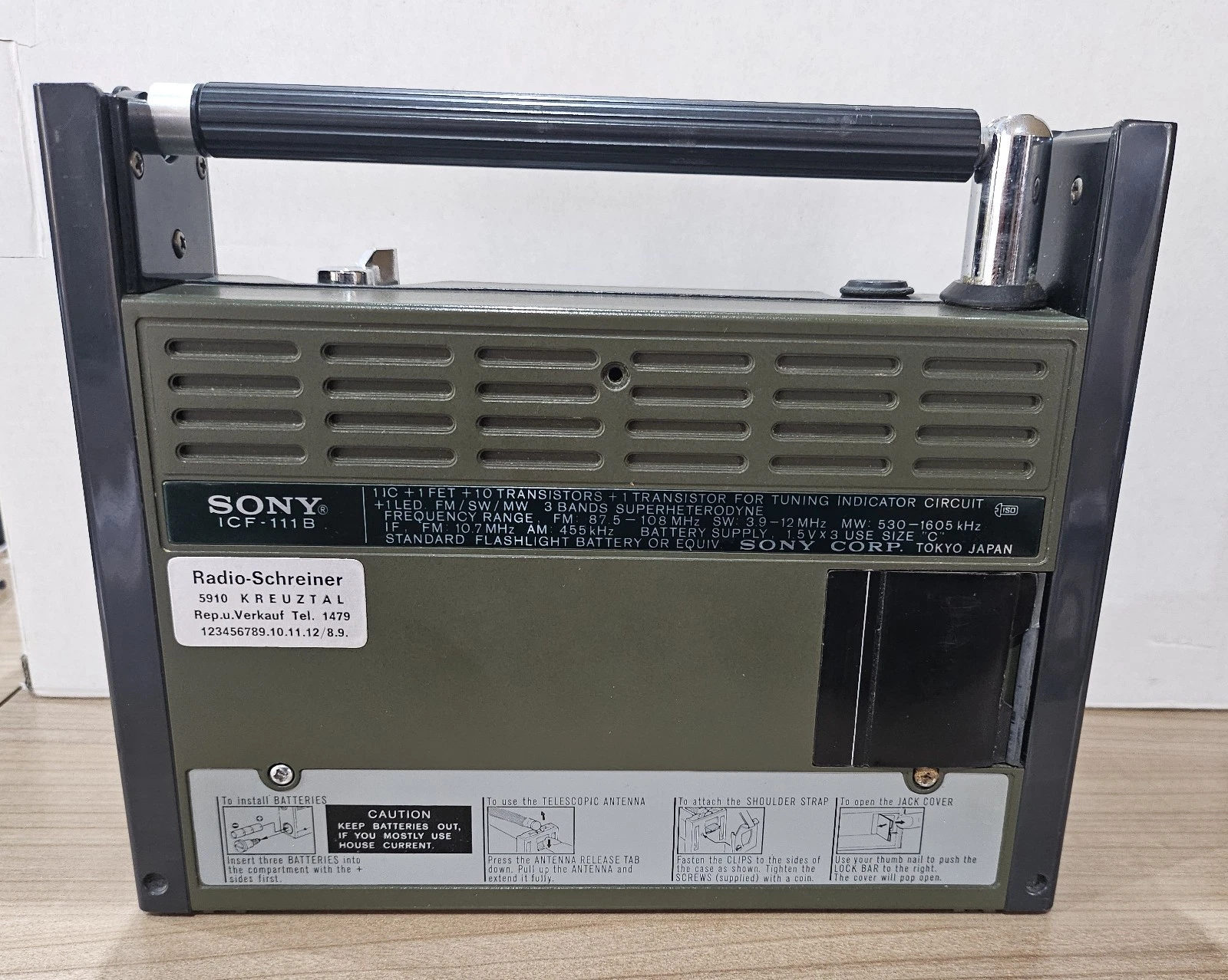 Sony ICF - 111B Sports 11 Allwetter Radio -Vintage- - Bild 4 von 5