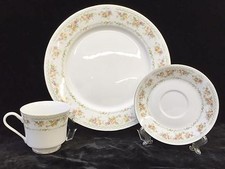 Floral China Dinnerware 11 Pieces