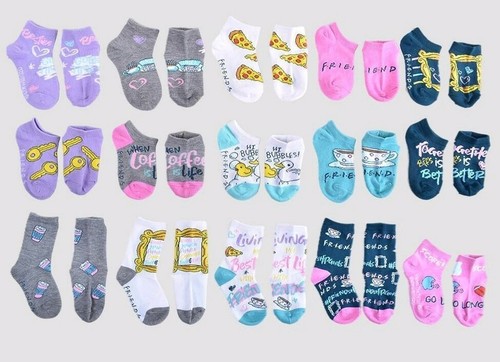 Friends TV Show 15 Days of Socks Holiday Gift box Advent Calendar Kids M (9-2.5) - Picture 2 of 5