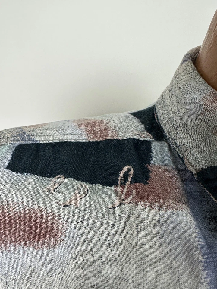 Vintage 90s Geometric Abstract Shirt Men L Button Up Floral Feather Van Heusen - Image 3 of 4