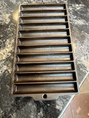 Vintage Rare Griswold Cast Iron Cornbread Pan 11 Sticks #954 B  Erie Nice