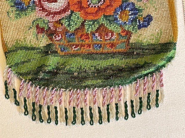 Antique Floral Pattern Beaded Drawstring Bag, Exc… - image 3