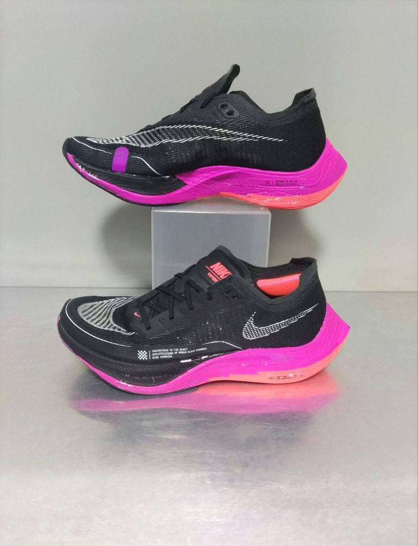 NEAR MINT limited sold out model zoom x Vapor Fly Leakust