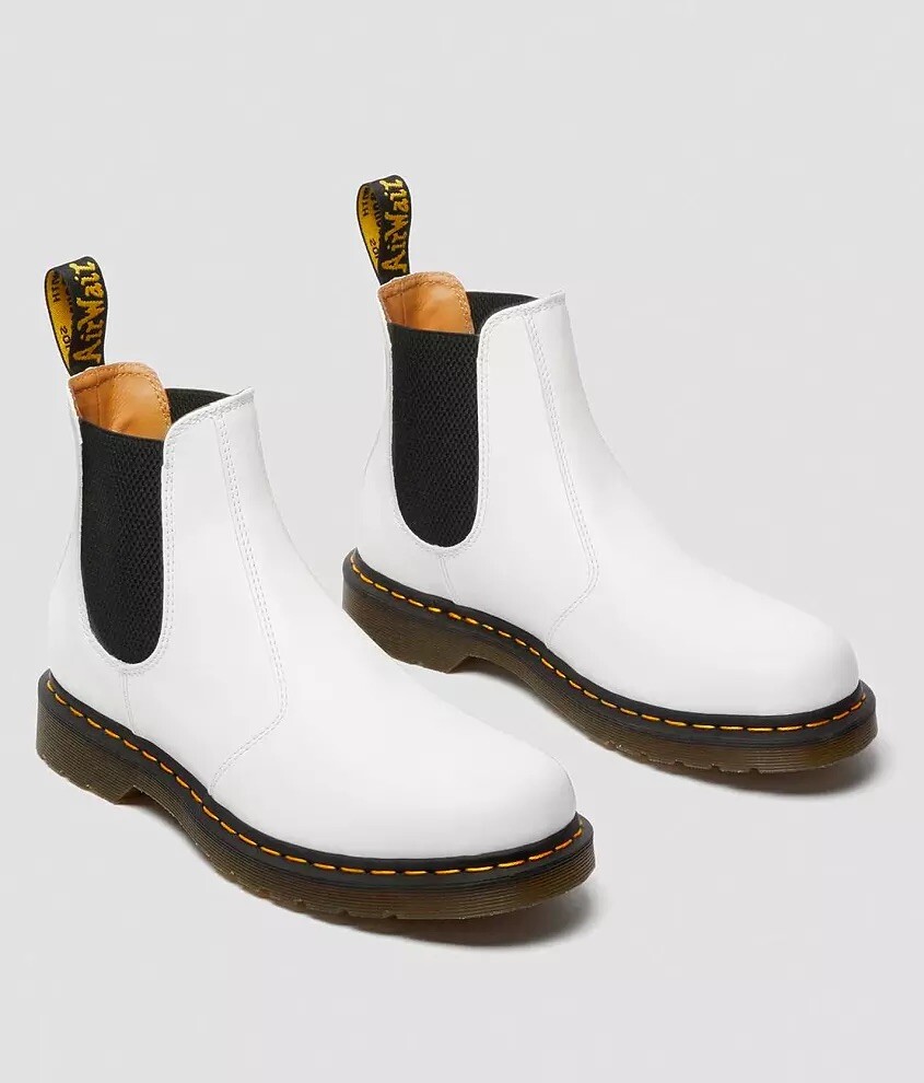 Doc Martens 2976 Yellow Stitch Smooth Leather Chelsea Boots Men\'s 7 / Women\'s 8 Dr. Martens Yellow Stitch Womens Size 8 39 Black Leather  main image 4