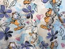 GARFIELD Scrub Top Dental Medical Vet Nurse sz S V neck pockets