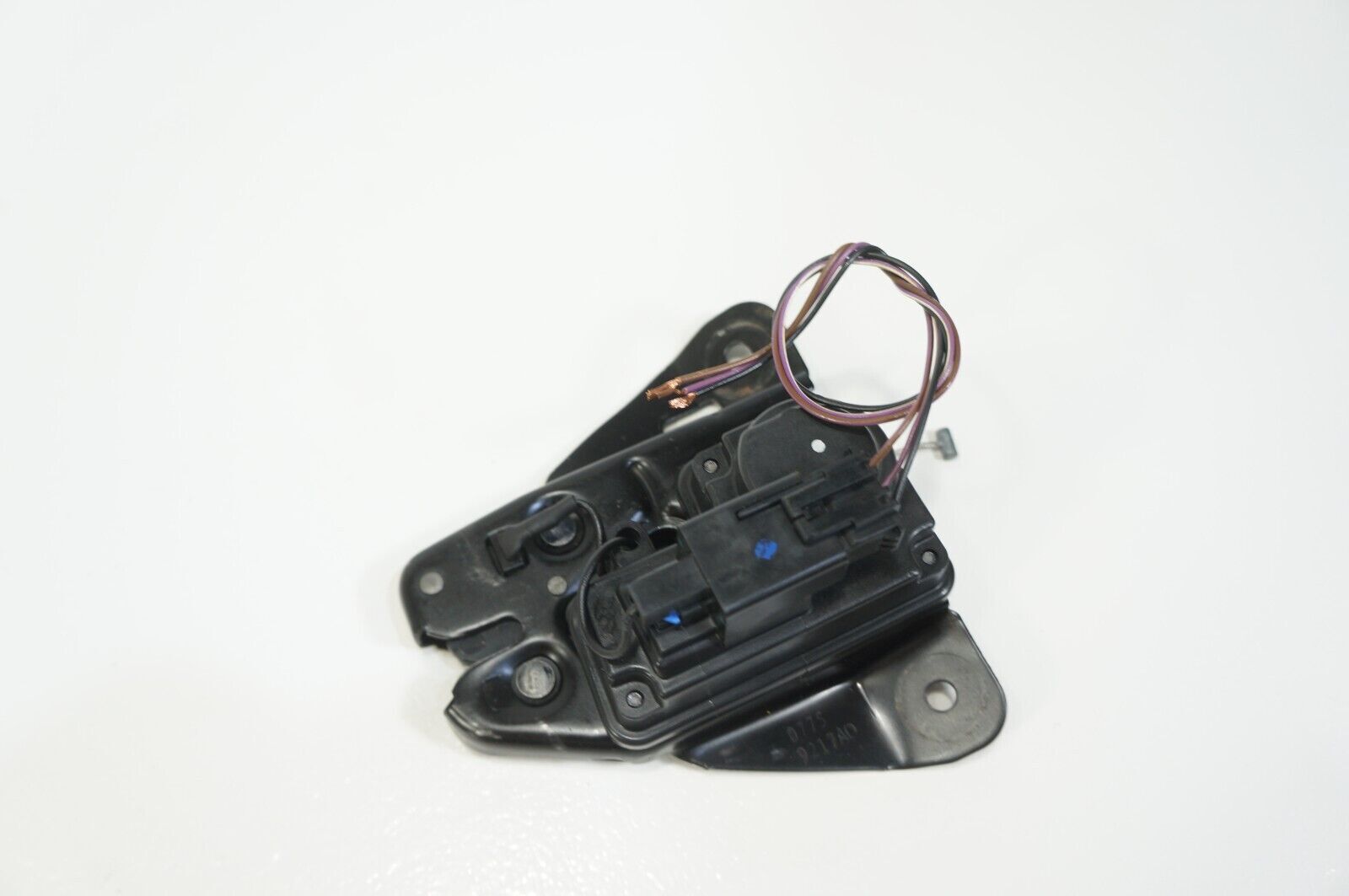 2014-2020 MASERATI GHIBLI M157 REAR TRUNK LID LATCH LOCK ACTUATOR STRIKER OEM