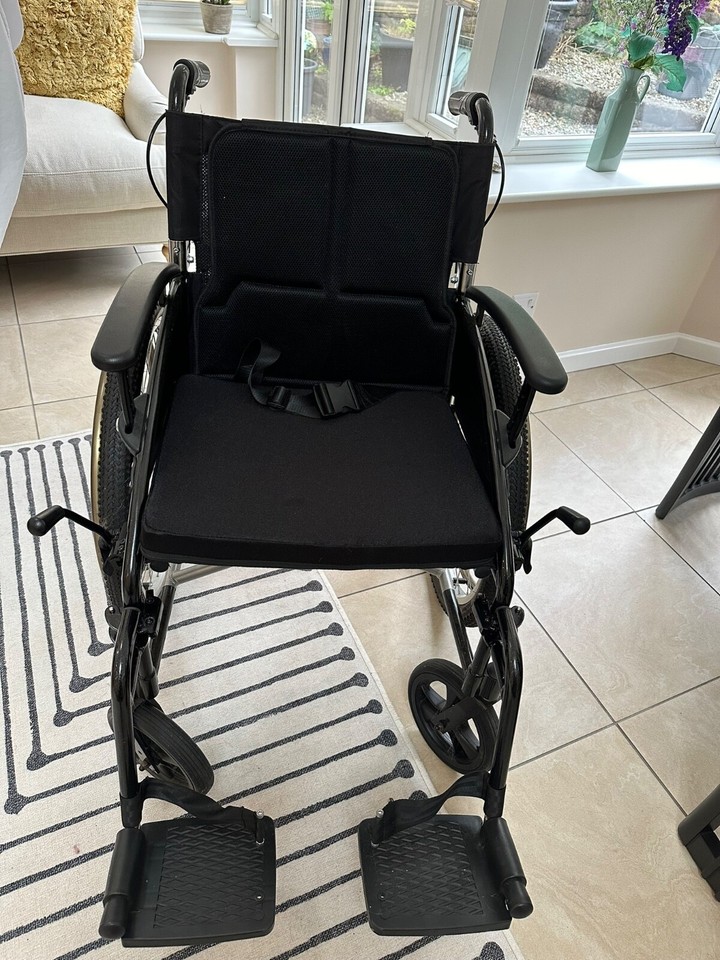 EliteCare Voyager All Terrain Outdoor self propel Manual Wheel Chair