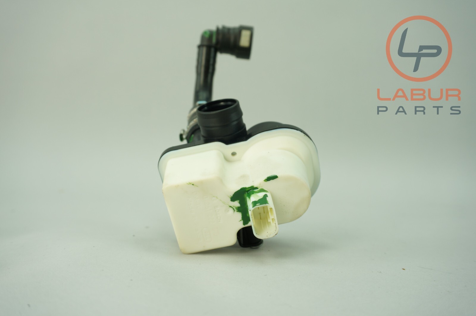 M139 03-12 Maserati Quattroporte Bosch Fuel Leak Detection Pump Unit B1384