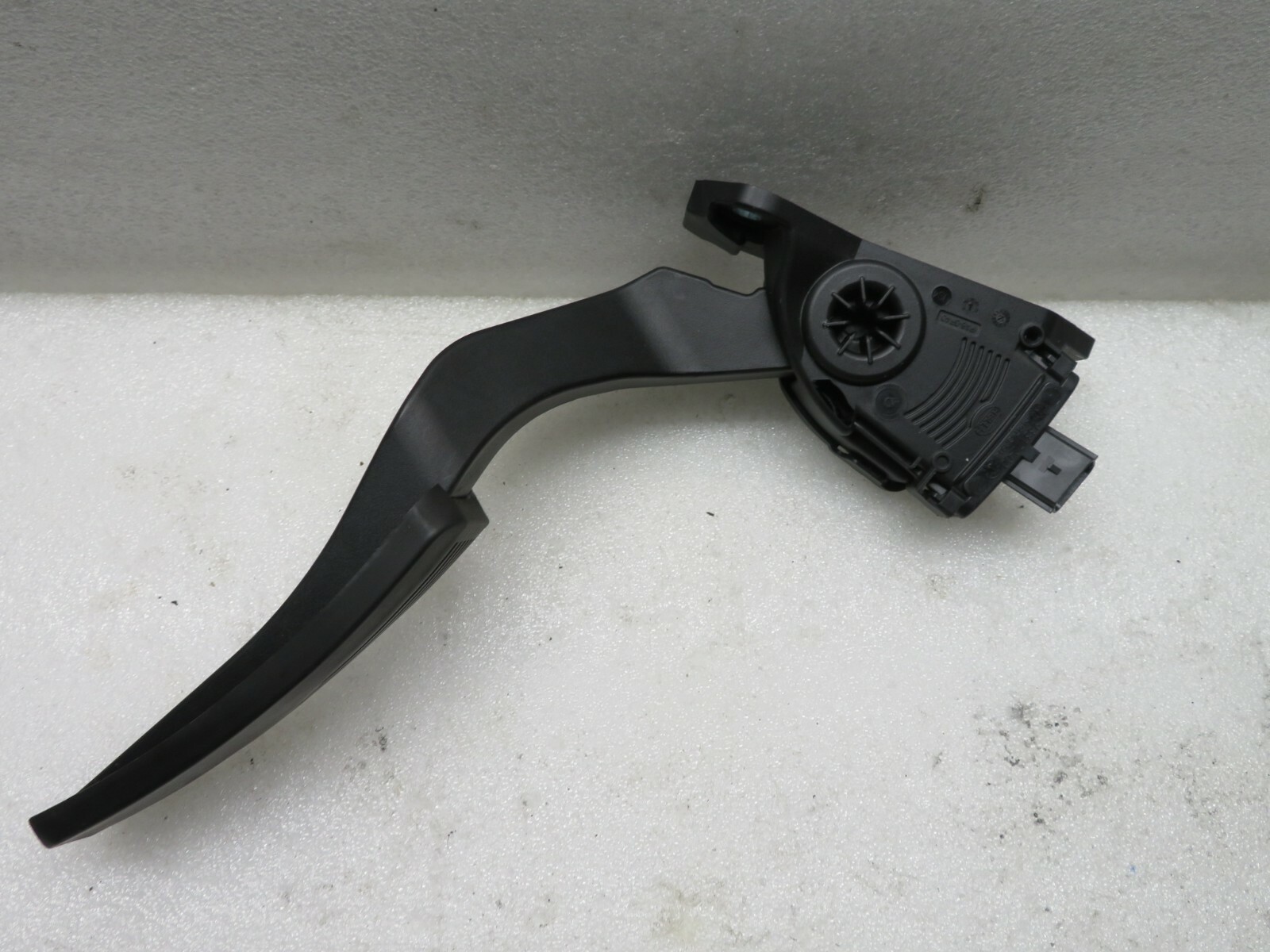 2014-2019 MASERATI GHIBLI SQ4 GAS FUEL ACCELERATOR THROTTLE PEDAL W/ SENSOR OEM