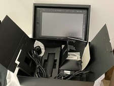 Wacom Cintiq 13HD Interactive Pen Display - Black DTK1301  Great condition 