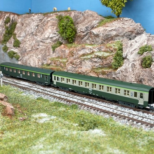 Set De 3 Voitures DEV AO, Livrée Verte, Logo Encadré, Composé De 1 Voiture A9 Et De 2 Voitures B10 Ep Iv Sncf