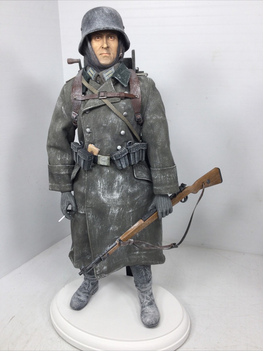1/6 CUSTOM DRAGON BUILD GERMAN 6TH ARMY CABLE LAYER WINTER
