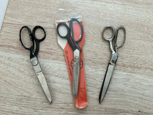 Estate Sale Find Vintage Sewing Shear Lot 2 Wiss Inlaid &  1 Larkin