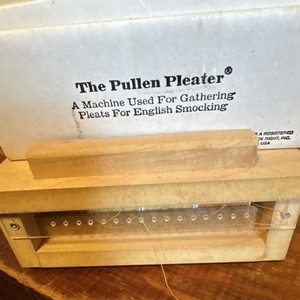 Martha Pullen Pleater, Wood Thread Box, And 3 Books On Pleating