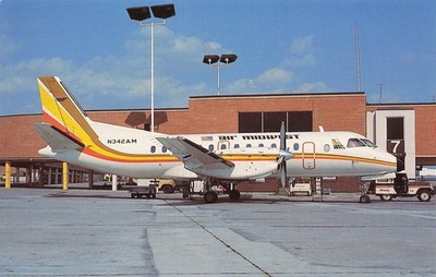  Postkarte von Saab N342AM SF340A von Air Midwest bei Wichita 1018