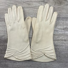 Vintage Women  s Crescendoe Gloves White Bead Accents Size 6 Wrist Length